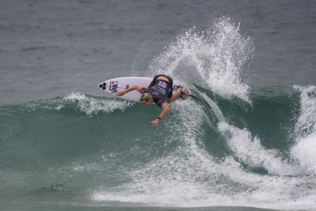 surfing competitivo australia