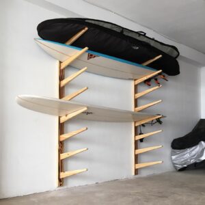 Rack de pared para tablas de madera
