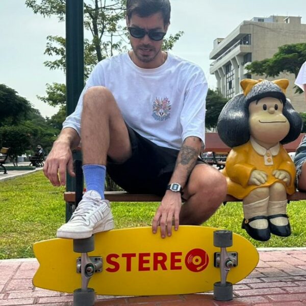 Surfskate Stereo 32" amarillo - Imagen 2