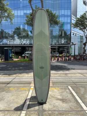 South Pacific 9’4 x 22.50 x 2.83 = 64.50L FCS - Stock  en Miraflores